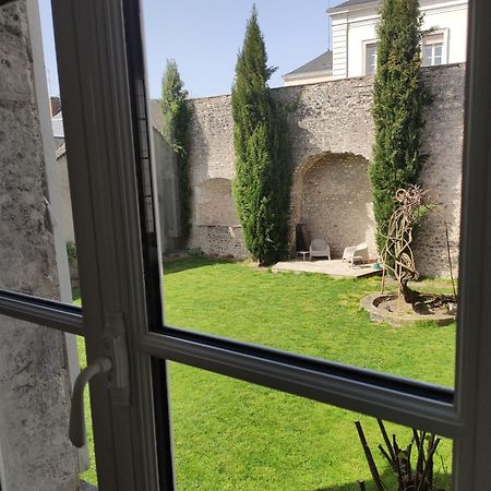 Demeure Des Cordeliers Avec Parking Prive Bed & Breakfast Blois Exterior photo