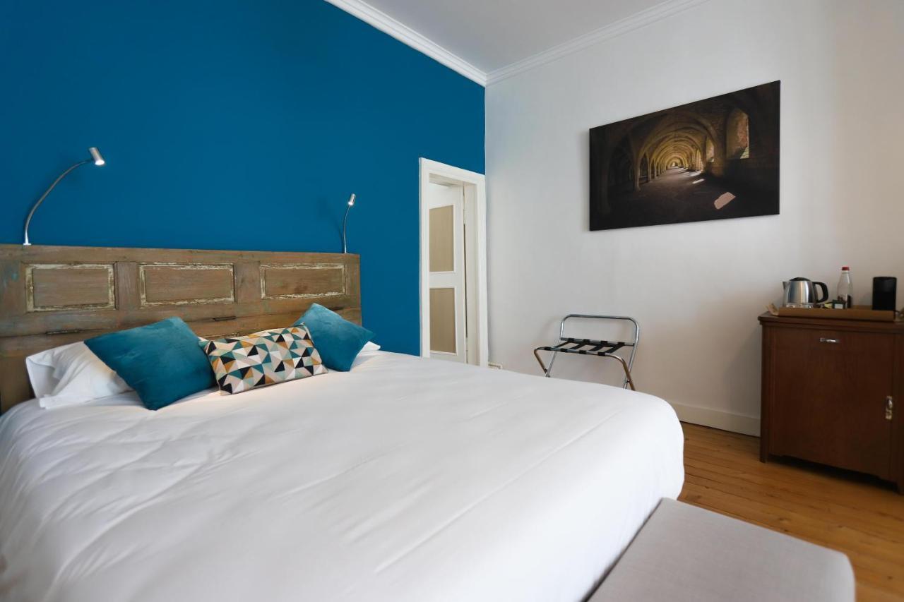 Demeure Des Cordeliers Avec Parking Prive Bed & Breakfast Blois Exterior photo