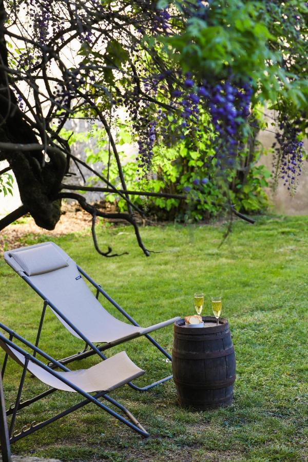 Demeure Des Cordeliers Avec Parking Prive Bed & Breakfast Blois Exterior photo
